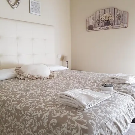 Luna Bed & Breakfast *